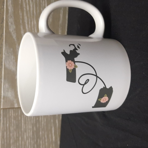 Home is where mom is coffee mug - Picture 2 of 3